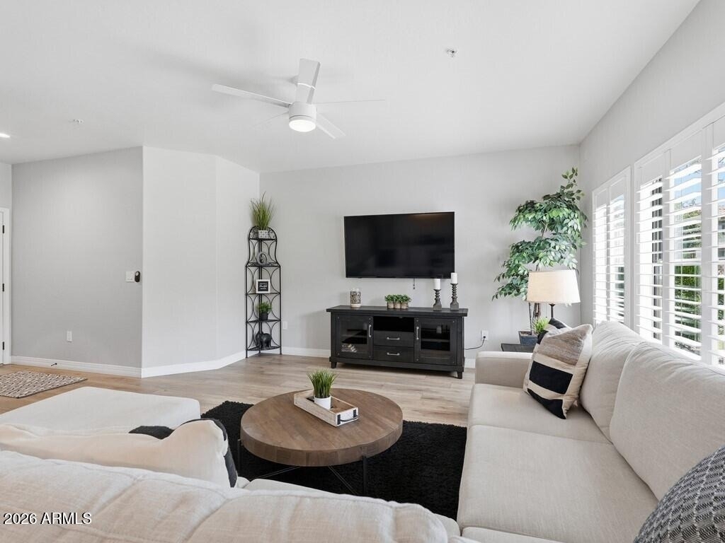 19700 N 76th Street - Photo 4