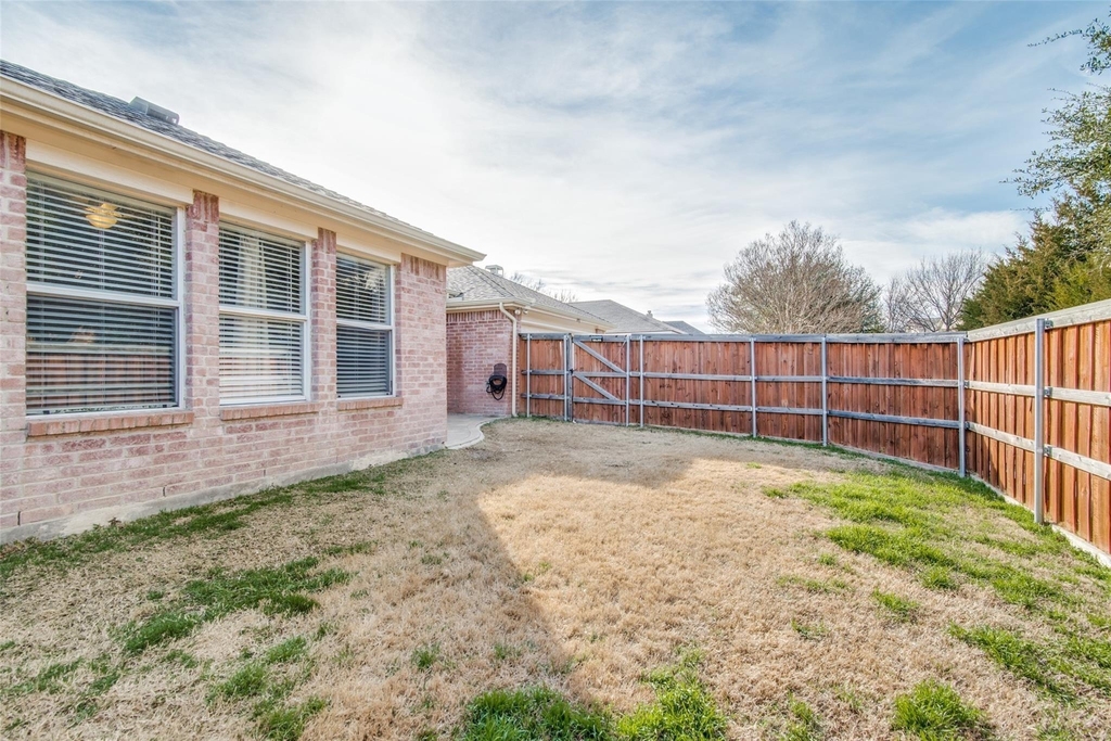 4916 Auburn Drive - Photo 34