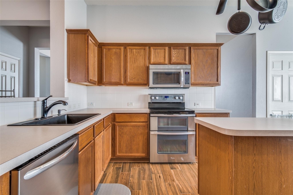 4916 Auburn Drive - Photo 14
