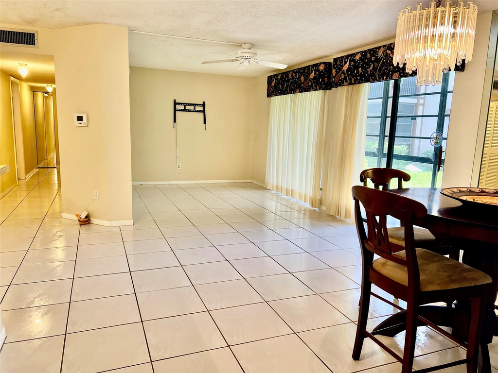 9718 S Belfort Circle - Photo 5