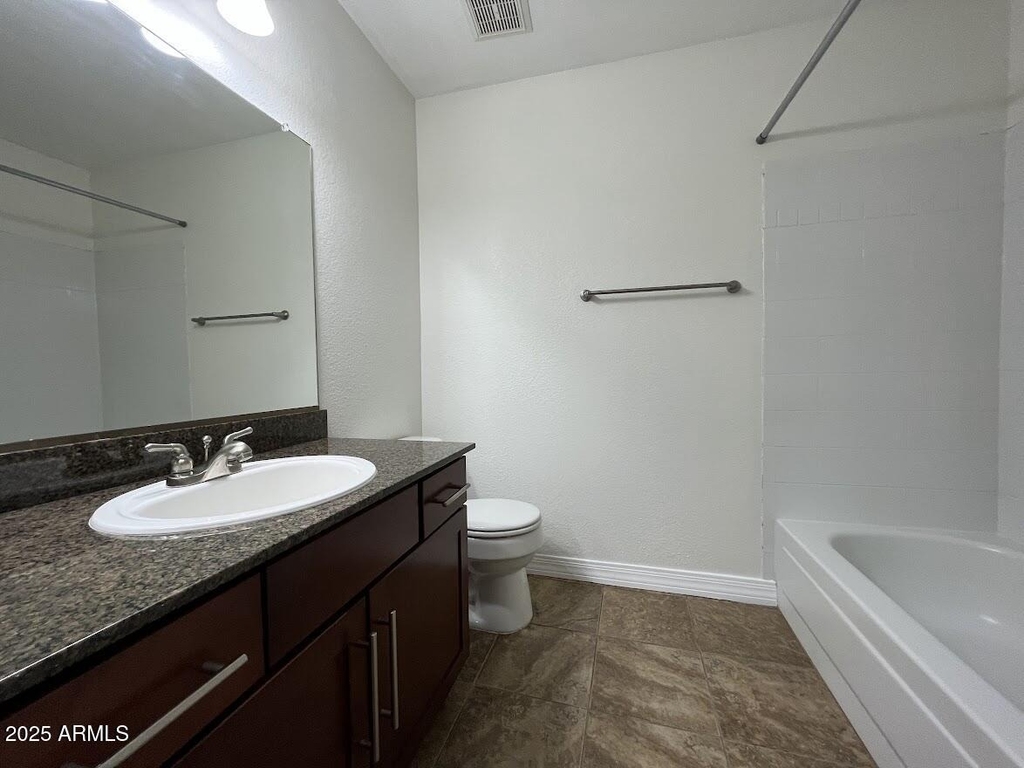 2025 E Campbell Avenue - Photo 9