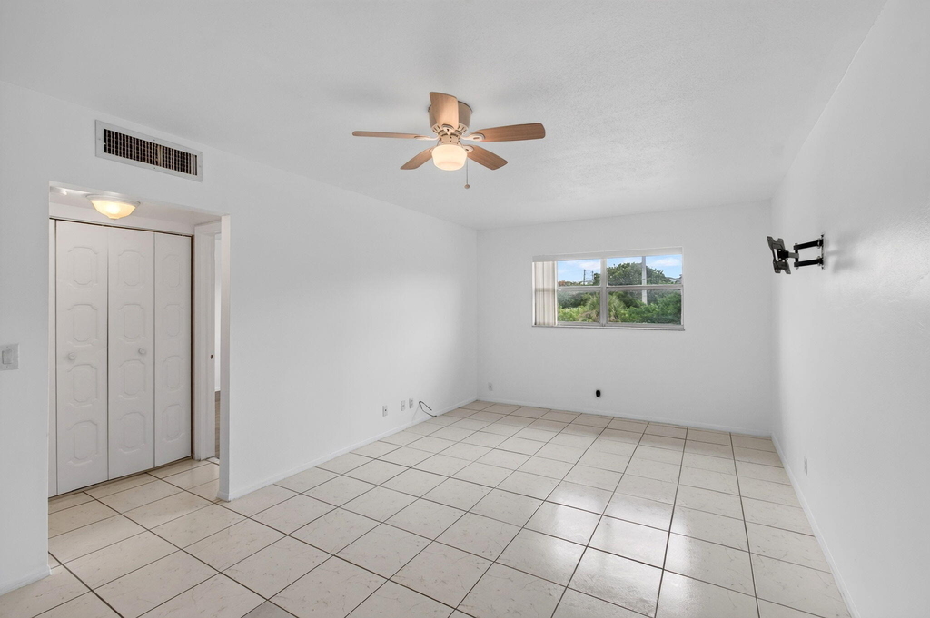 500 Sw 2nd Avenue - Photo 8