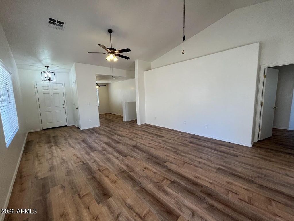 2046 S 171st Drive - Photo 4