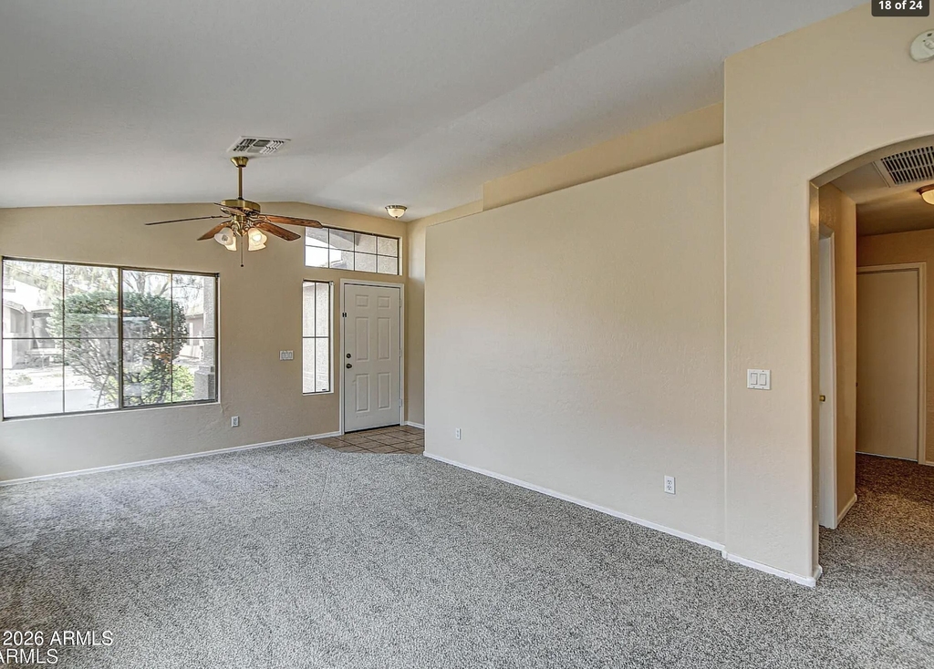 31111 N Claridge Circle - Photo 10