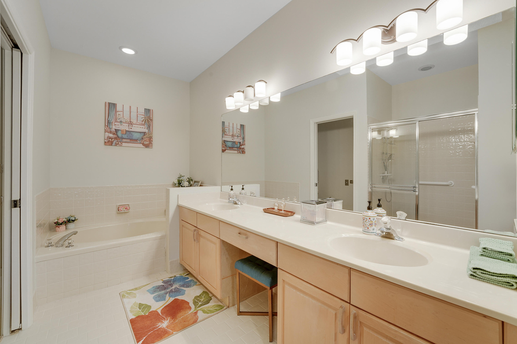 7136 Ashford Lane - Photo 24
