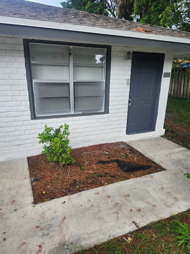 1669 W 27th Street - Photo 0