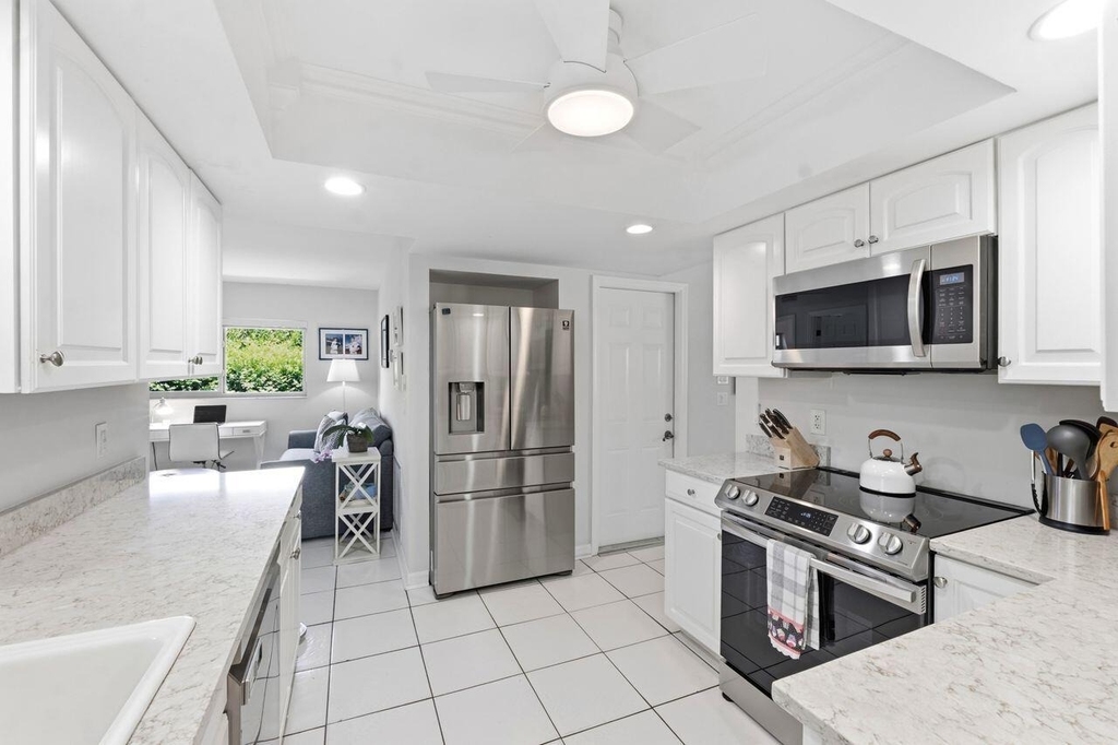 6372 Sleepy Willow Way - Photo 8