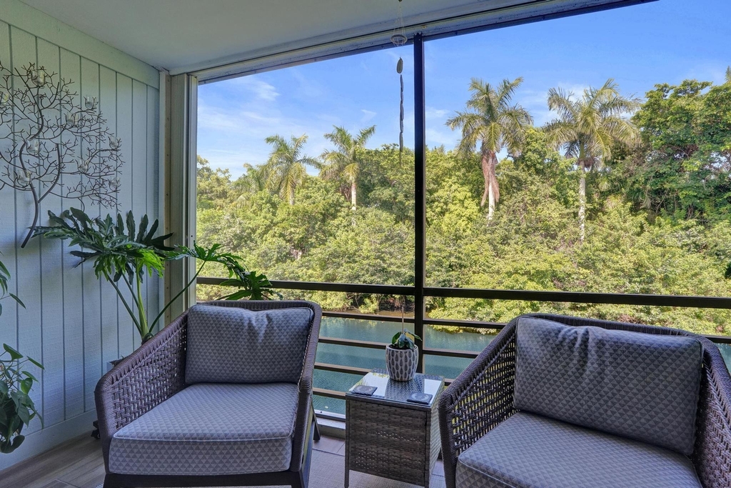 106 Royal Park Drive - Photo 12