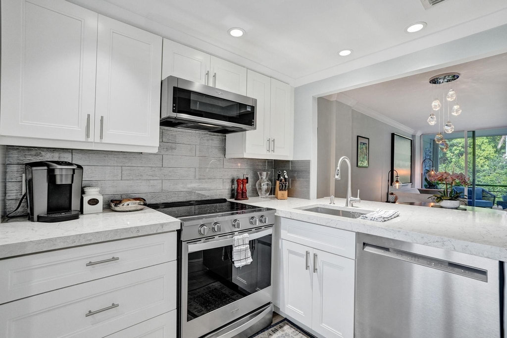 106 Royal Park Drive - Photo 17