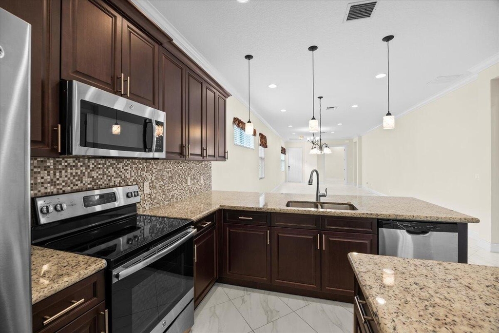 11147 Sw Visconti Way - Photo 8