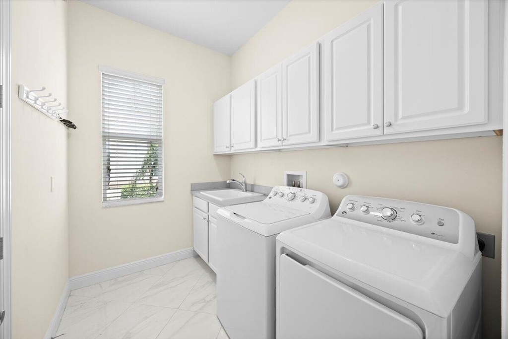 11147 Sw Visconti Way - Photo 15