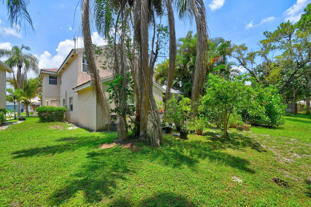 8332 Bermuda Sound Way - Photo 41