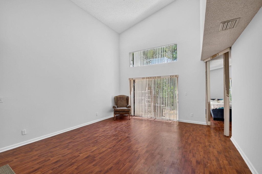 8332 Bermuda Sound Way - Photo 4