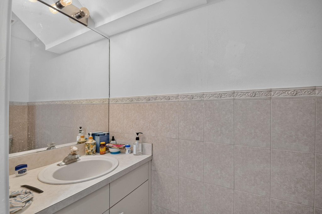 8332 Bermuda Sound Way - Photo 10