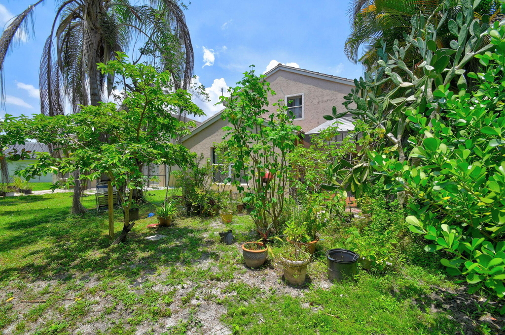 8332 Bermuda Sound Way - Photo 37