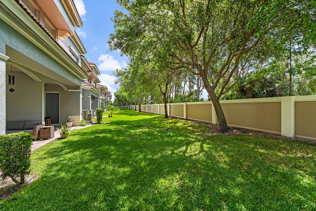 2170 Sw Cape Cod Drive - Photo 19