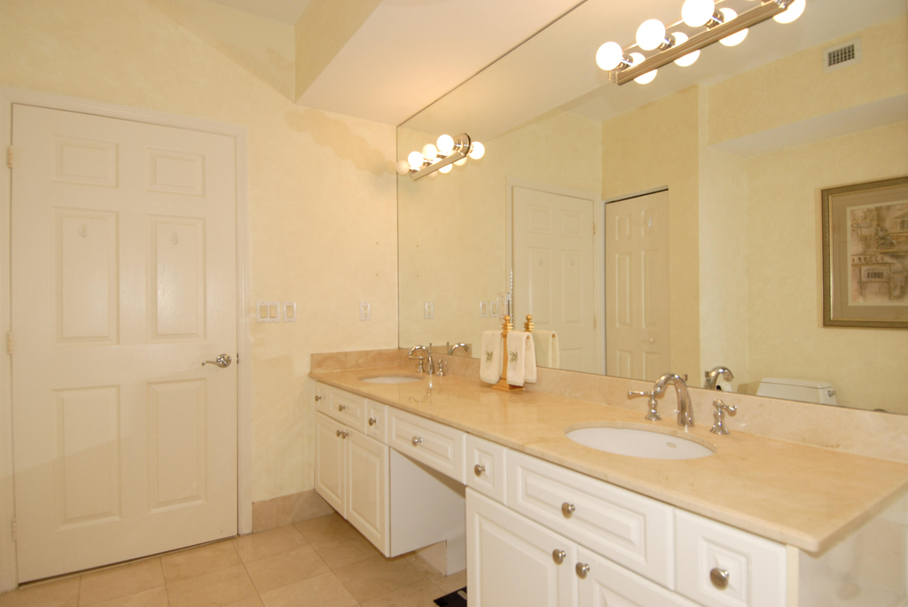 3200 N Ocean Boulevard - Photo 21