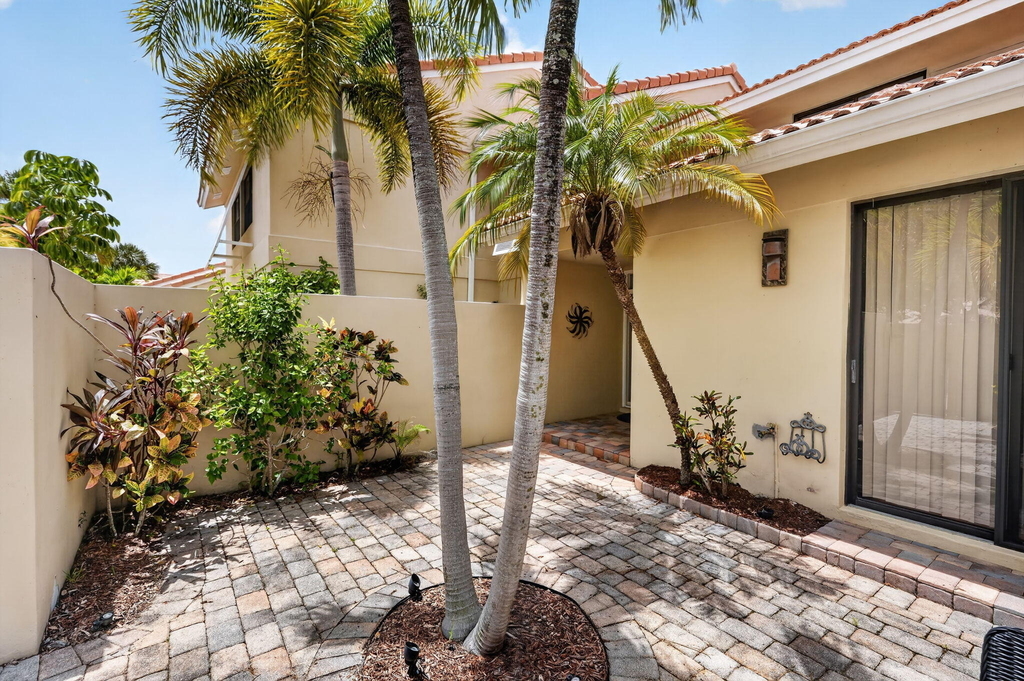 164 Old Meadow Way - Photo 4