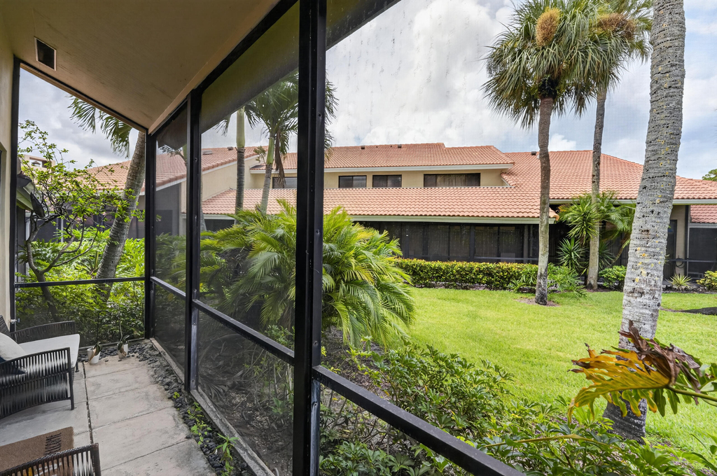 222 Old Meadow Way - Photo 8
