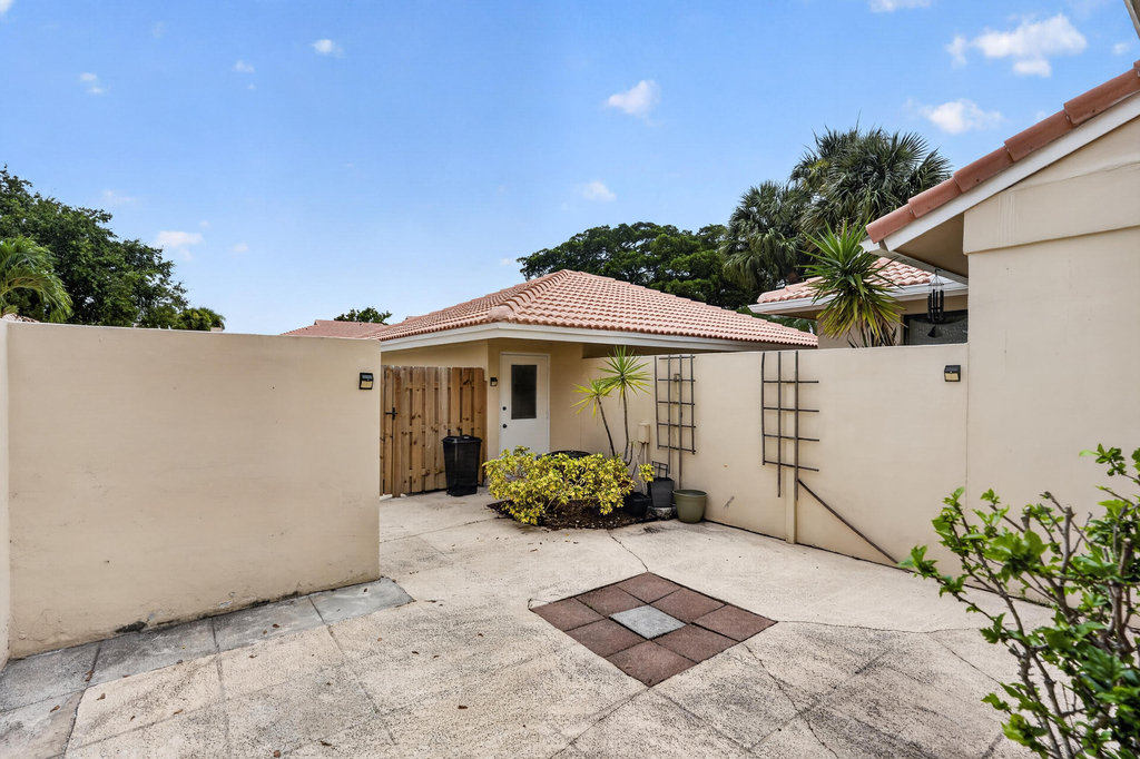 222 Old Meadow Way - Photo 5
