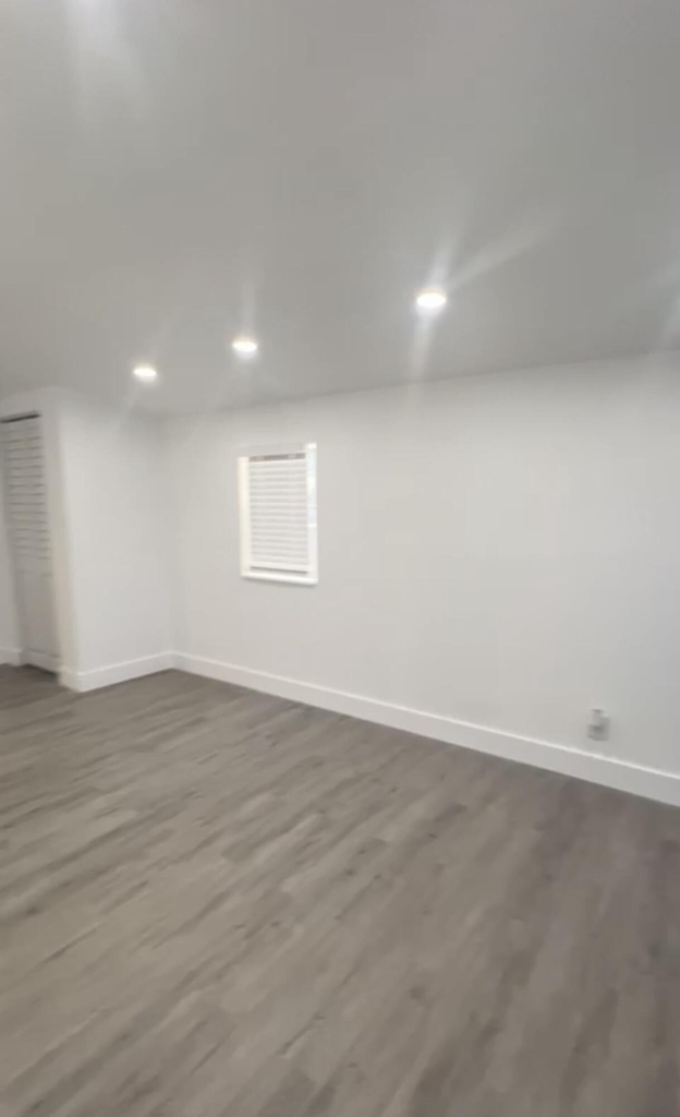 517 Nw 16th Avenue - Photo 17