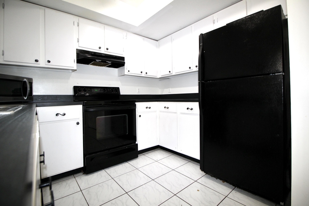 6287 Scotch Pine Lane - Photo 4