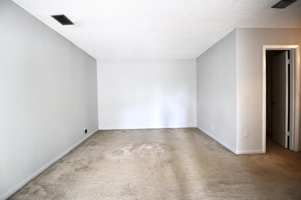 6287 Scotch Pine Lane - Photo 3