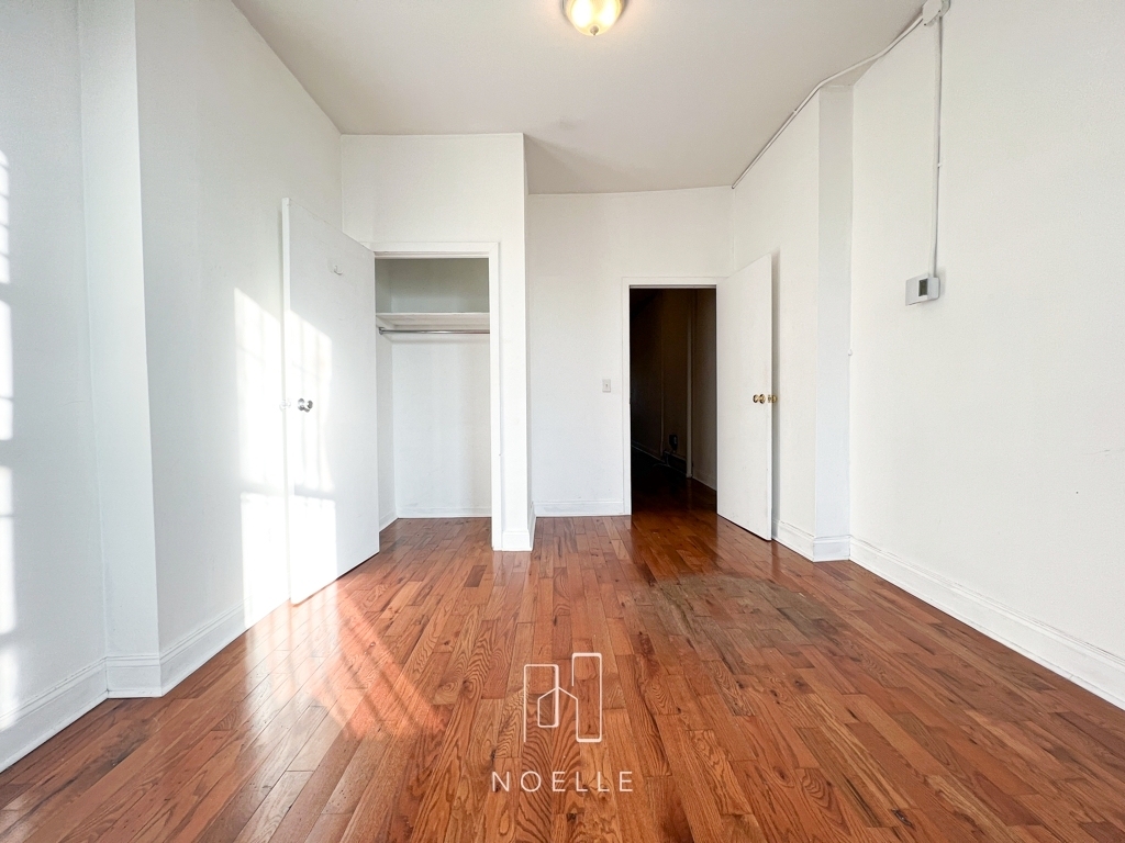 297 Troutman Street - Photo 6