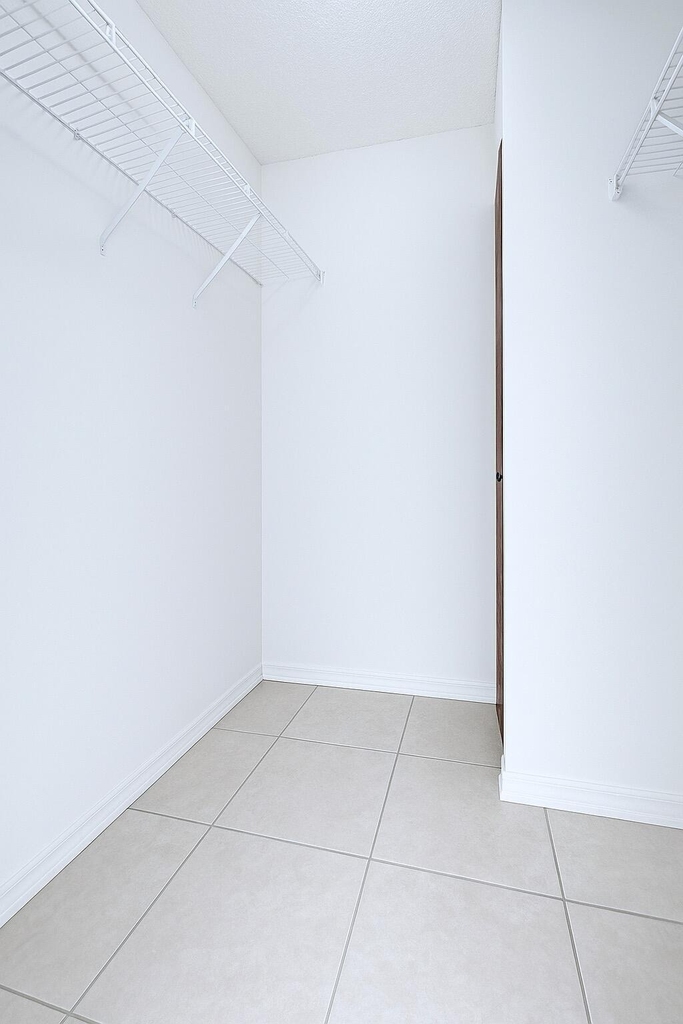 1226 N Haverhill Road - Photo 6