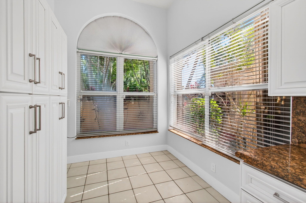 7848 Travelers Tree Drive - Photo 14