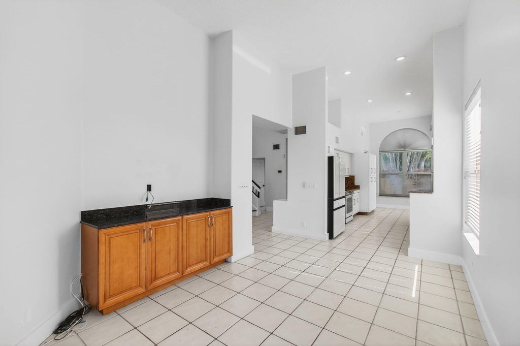 7848 Travelers Tree Drive - Photo 9