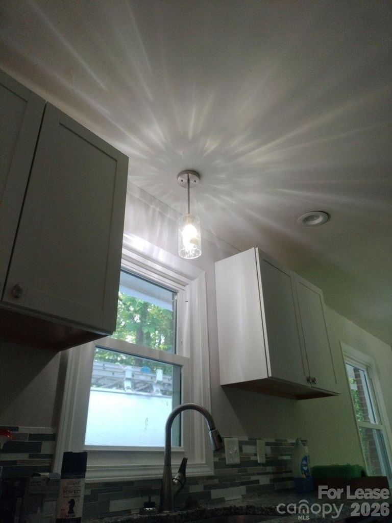 540 Carolyn Lane - Photo 5