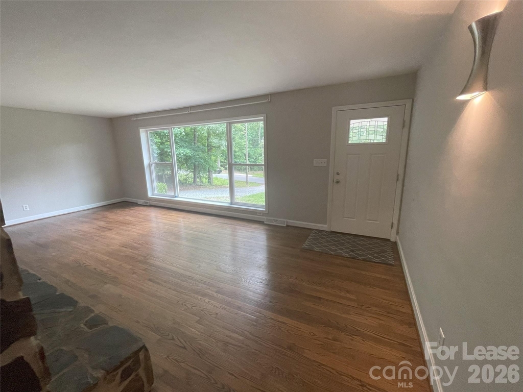 540 Carolyn Lane - Photo 10