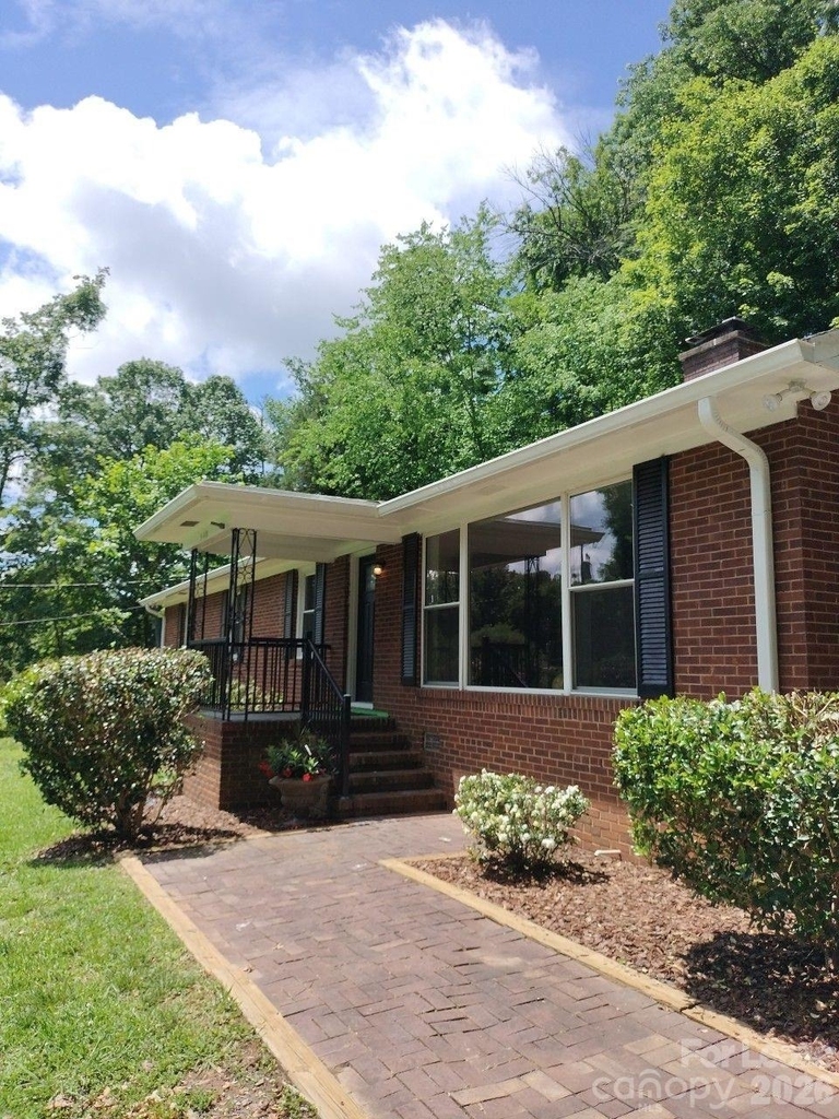 540 Carolyn Lane - Photo 18