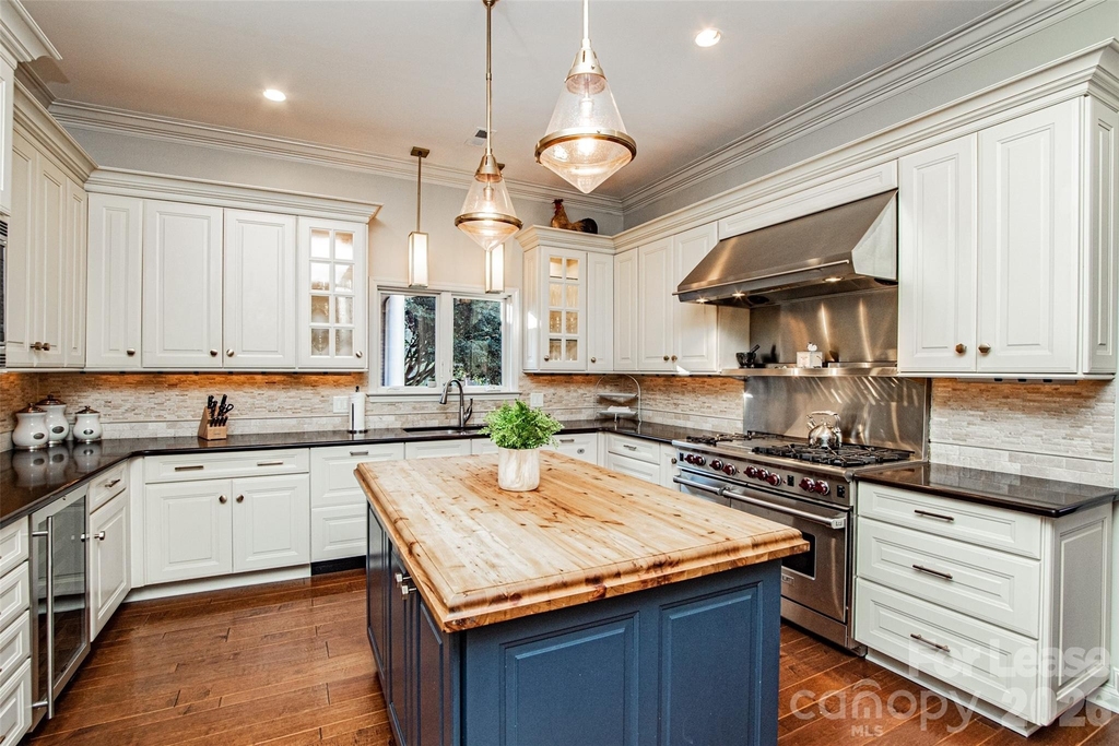 3911 Lakeside Drive - Photo 14