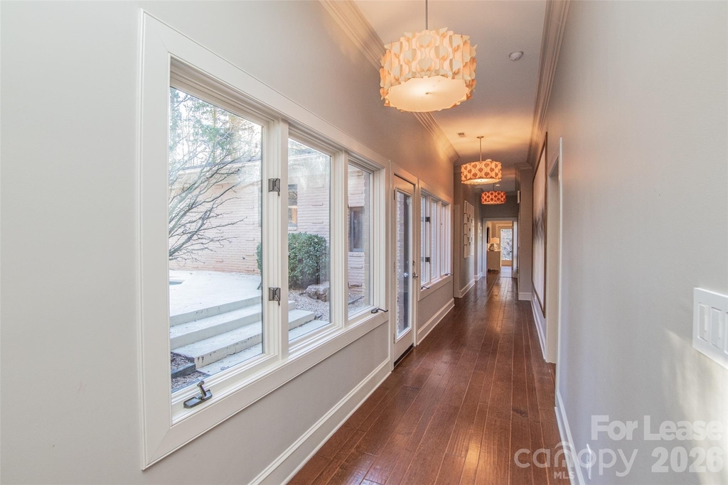 3911 Lakeside Drive - Photo 19