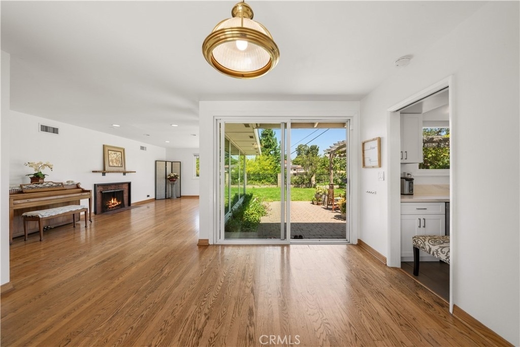 1033 S Isabella - Photo 26