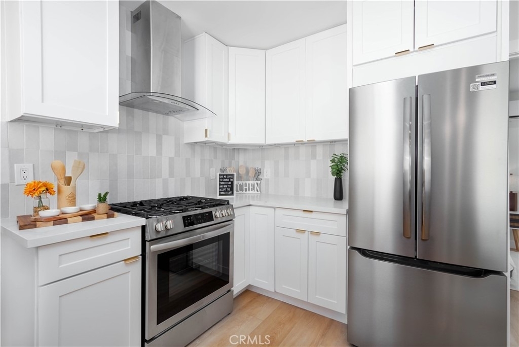 2267 Las Flores - Photo 3