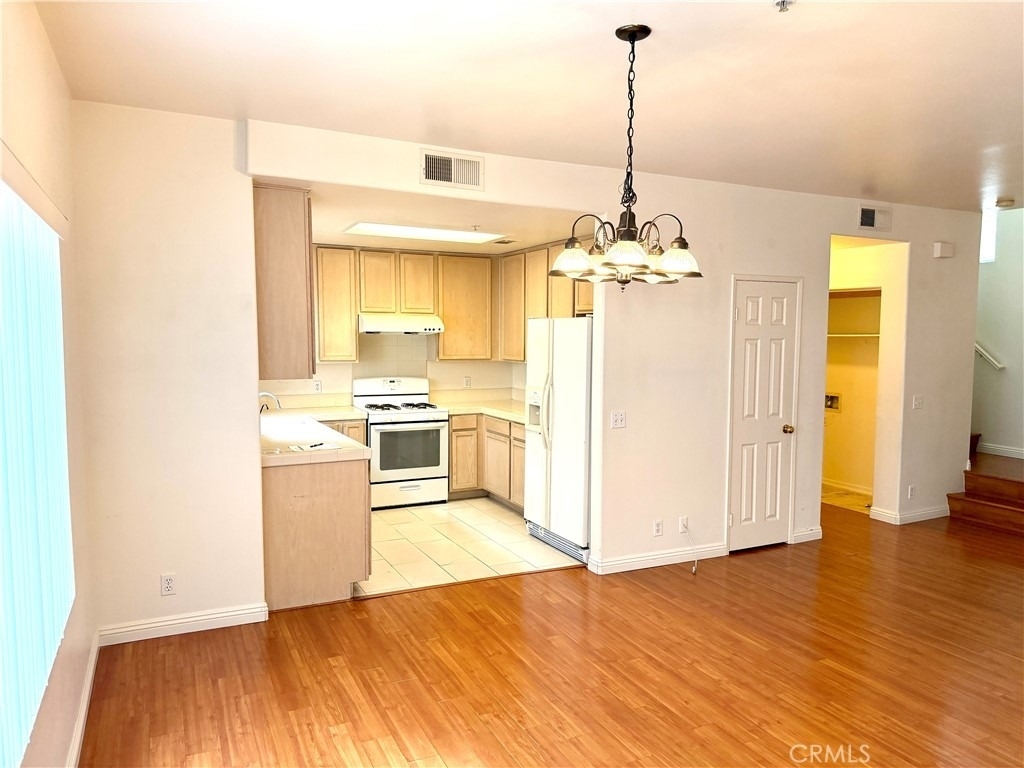 312 Genoa - Photo 5