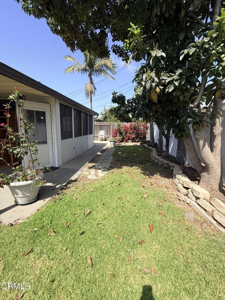 2065 Abbott Street - Photo 21