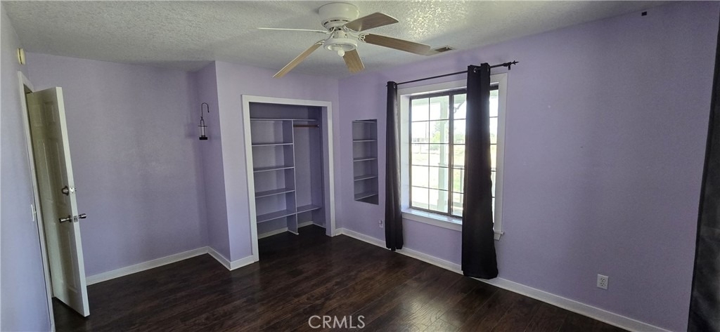 7806 E Avenue U - Photo 10