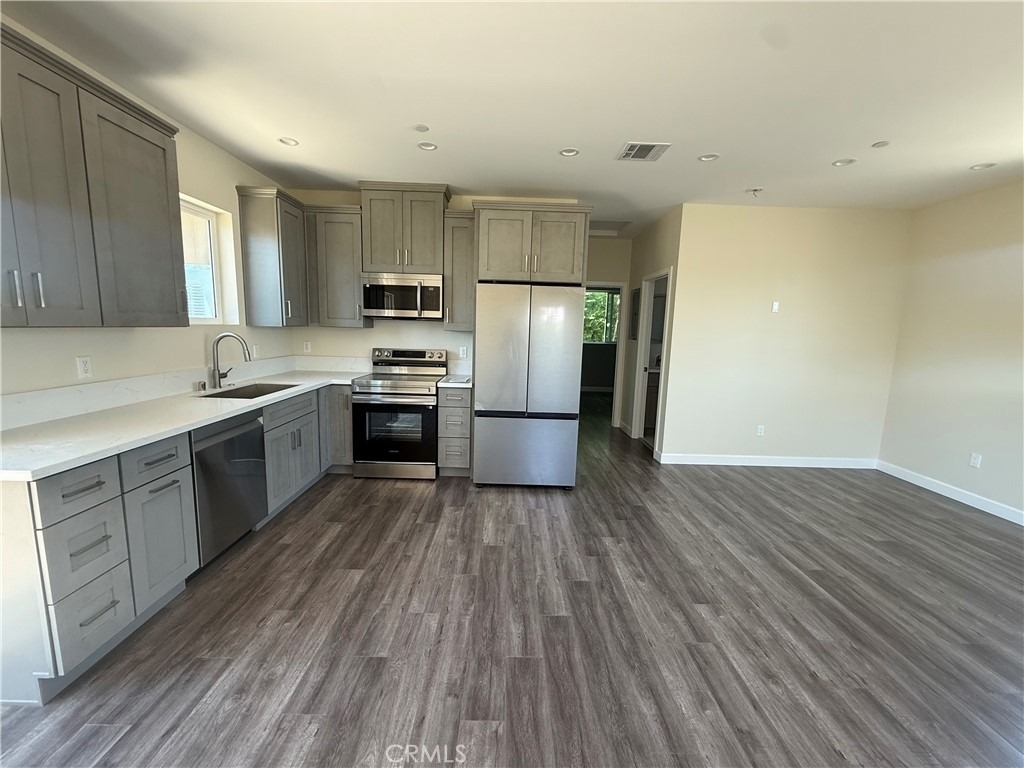 15362 1/2 Valerio Street - Photo 2