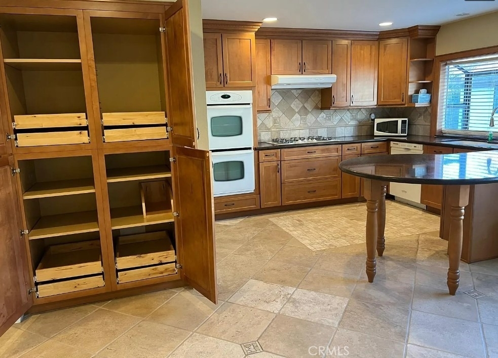 5800 Owensmouth - Photo 7