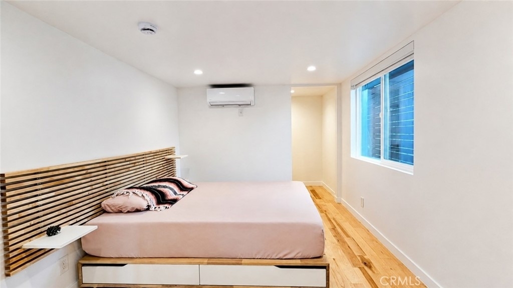 2338 Riverside Drive - Photo 3