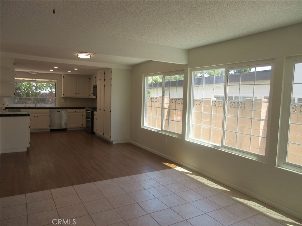 18715 Braemore Road - Photo 6