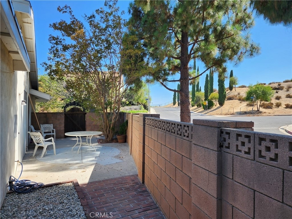 18715 Braemore Road - Photo 23