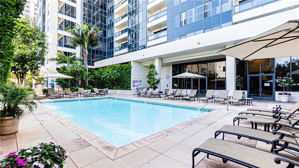 10724 Wilshire Boulevard - Photo 7