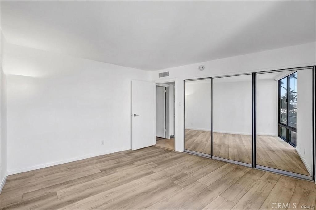 4337 Marina City Dr - Photo 26