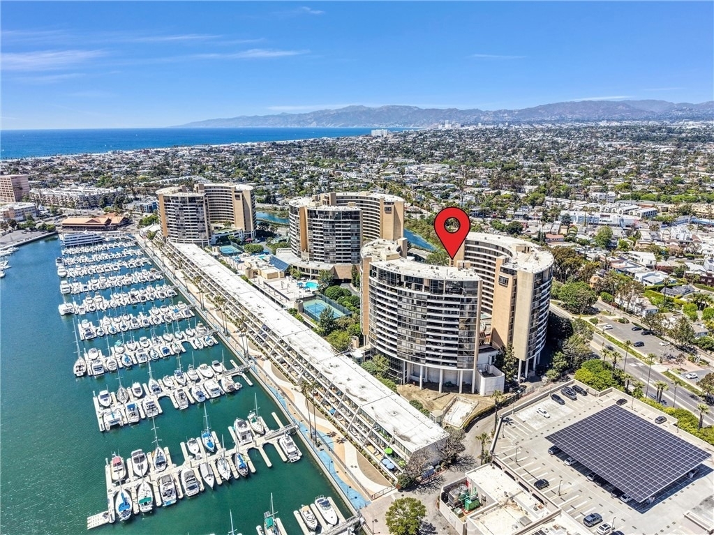 4337 Marina City Dr - Photo 36