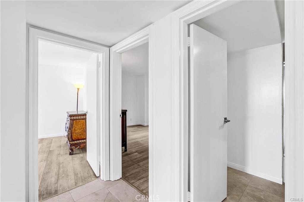 4337 Marina City Dr - Photo 15